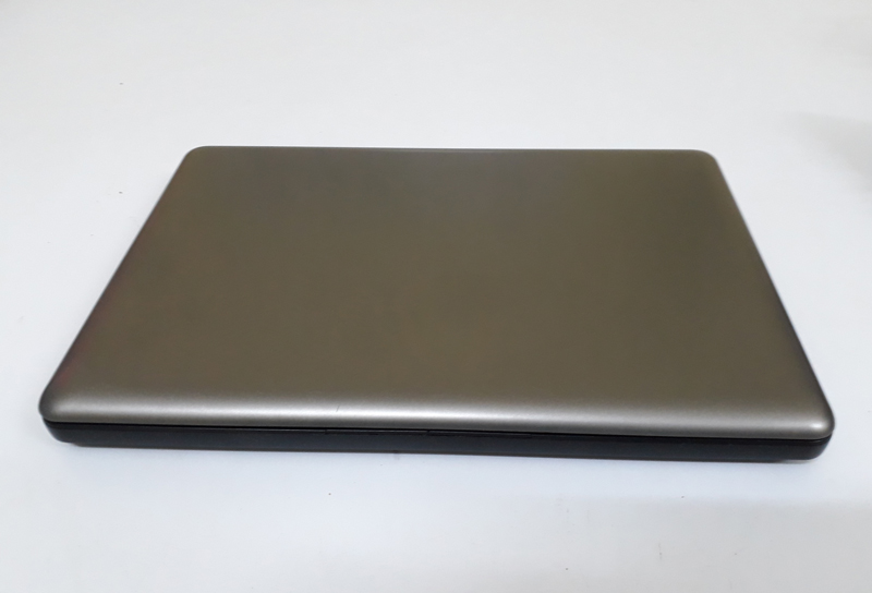 Laptop-HP-430_1